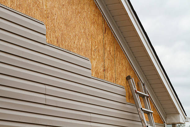 24/7 Emergency Vinyl Siding experts in Brecksville, OH